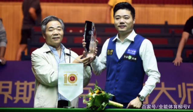 赛出现空位 赛出现空位