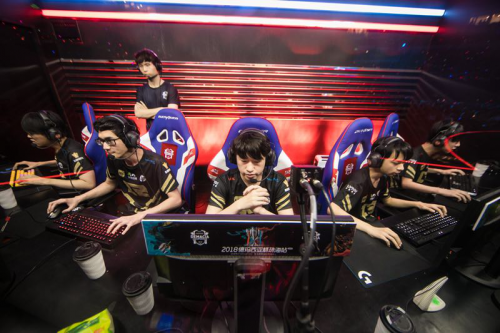 控制比赛节 控制比赛节