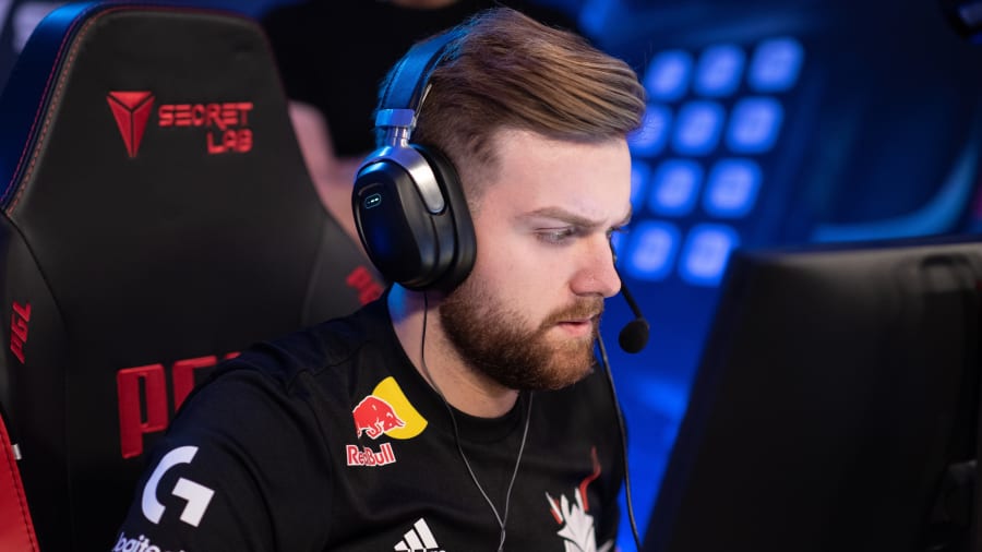 装备与场地 装备与场地